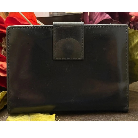 Vintage PRADA Black Spazzolato Leather With Contrast Logo Compact Snap Wallet - Picture 3 of 16